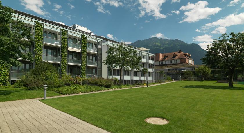 Фото 
Badrutt&#39;s Palace Hotel
