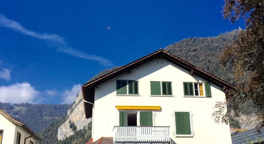 Фото 
Moritz Flat
