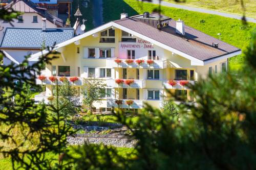 Фото 
Hotel Restaurant Jardin
