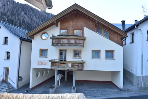 
Hotel Aulac
