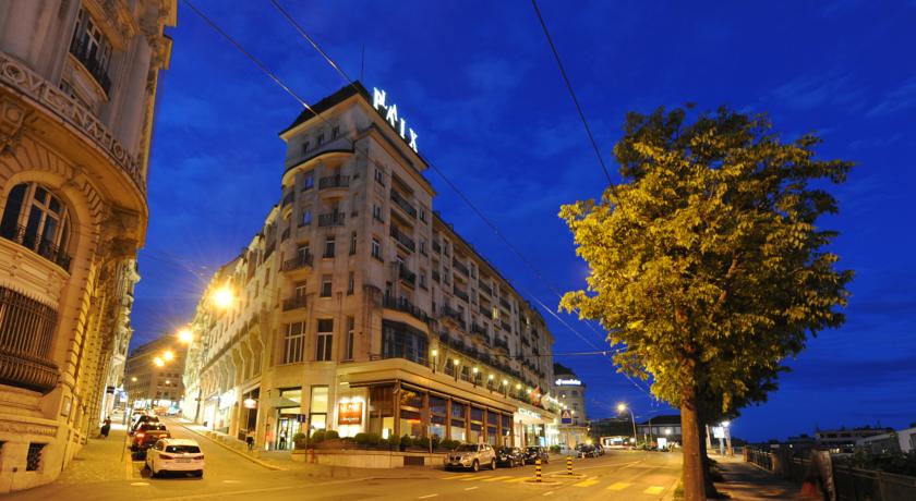 
Hotel President

