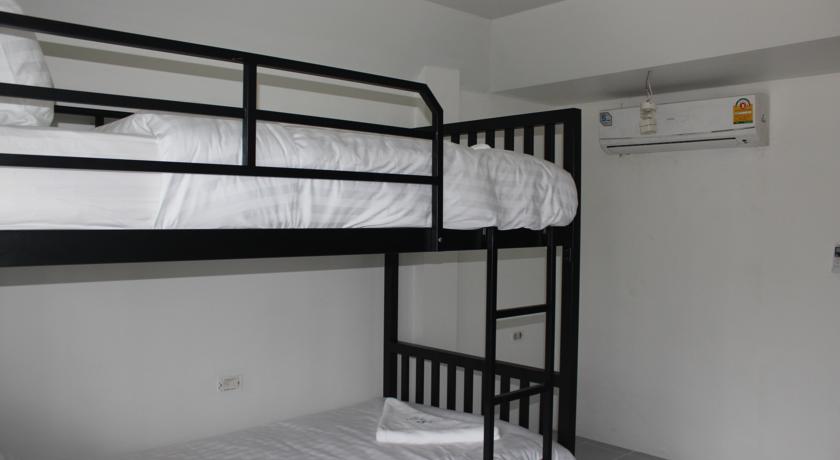 Фото 
La Fortune Backpackers
