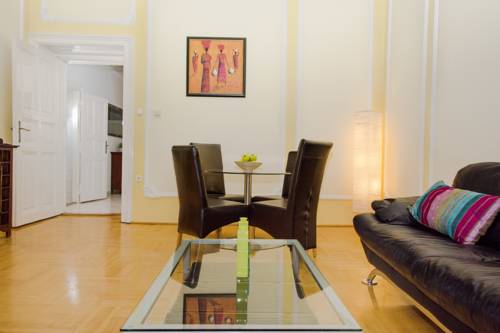 Фото 
Cosy Lovely Studio
