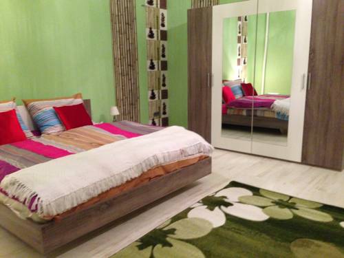 Фото 
Oleander B&B
