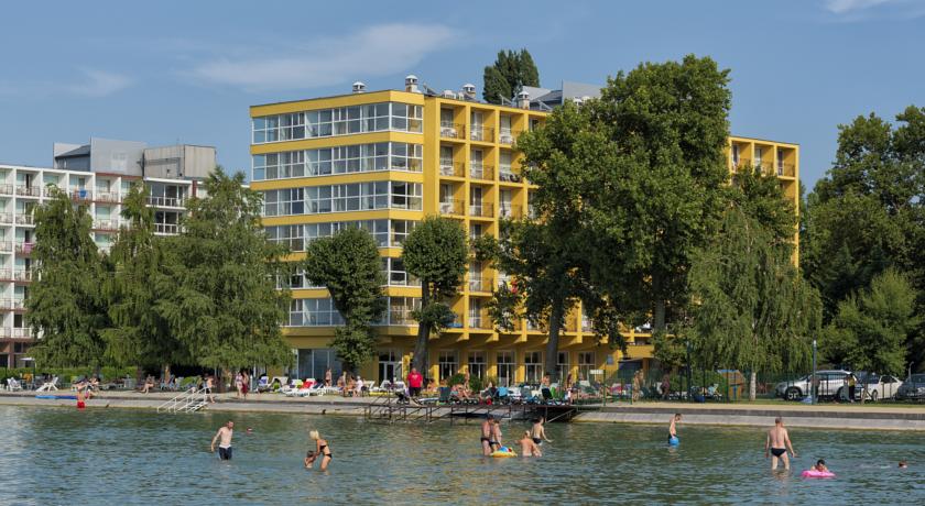 Фото 
Anna Beach Villa
