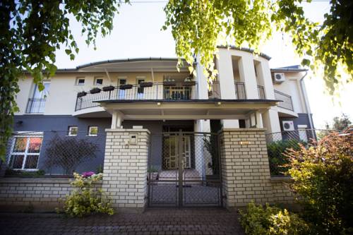 Фото 
Holiday home Siofok 11
