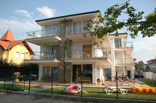 Фото 
Galerius Harmony Penthouse
