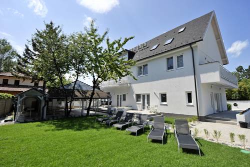 Фото 
Helka Ház
