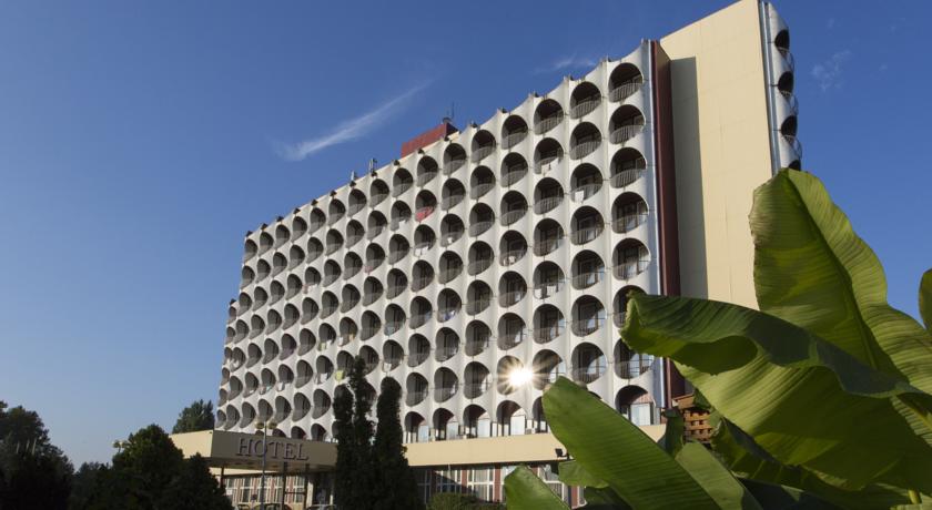 Фото 
Napos Terasz Apartman
