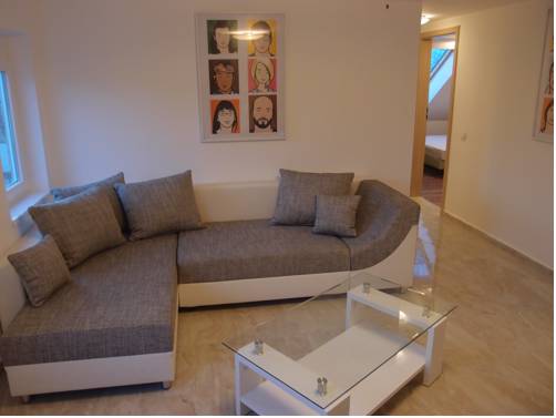 Фото 
Szofi Wellness Apartman
