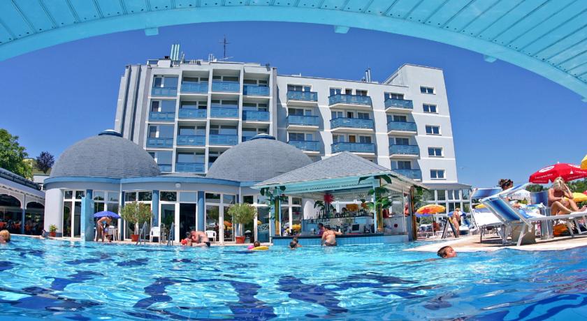 Фото 
Hotel Négy Évszak Superior
