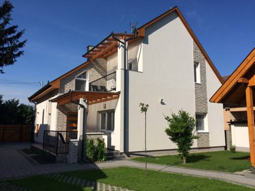 Фото 
Róna Vendégház
