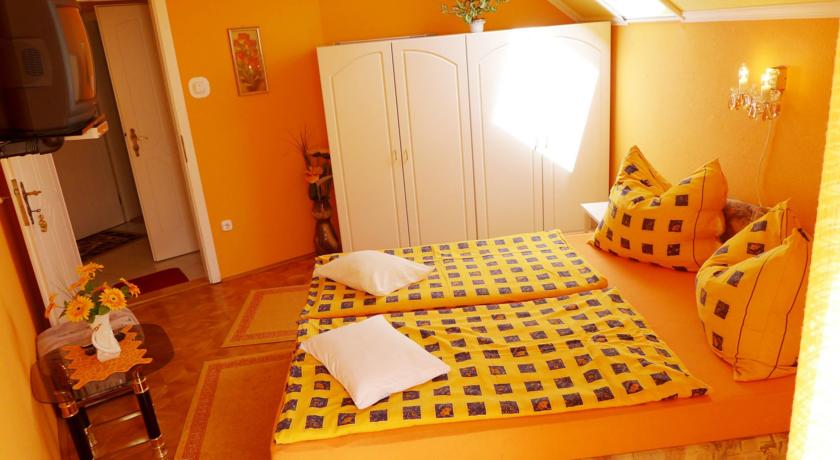 Фото 
Báró Panzió
