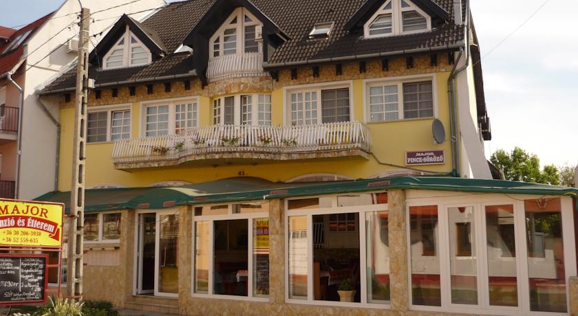 
Palast Wellness Appartement
