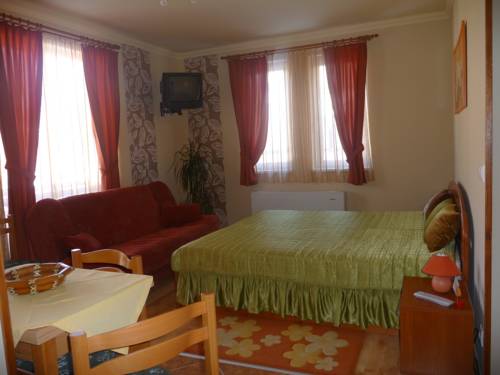 Фото 
Larisa Villa
