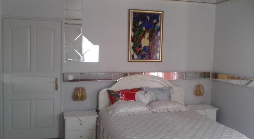 Фото 
Offi Haz Hotel
