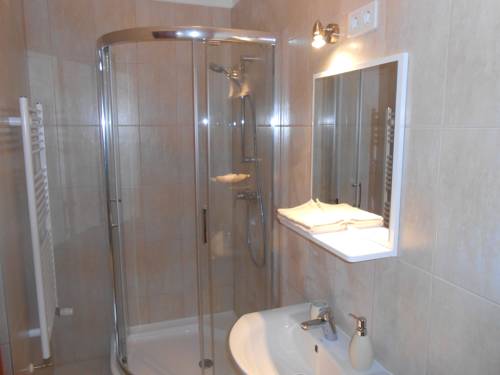 Фото 
Alsóhegyi Apartmanok
