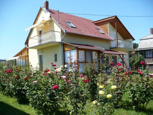 Фото 
Loki Apartman
