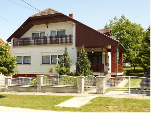 Фото 
Elizabeth Apartmanház
