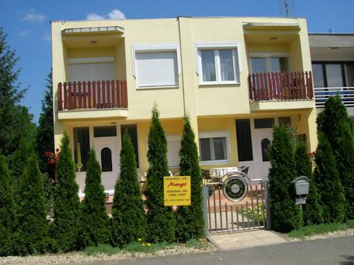 Фото 
Szeibert Vendégház
