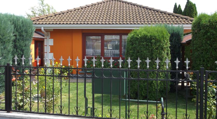 Фото 
Figula Vendégház
