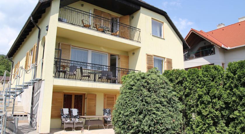 Фото 
Autumn Panzió
