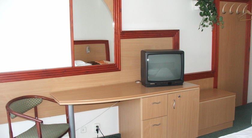 Фото 
Vági Apartment
