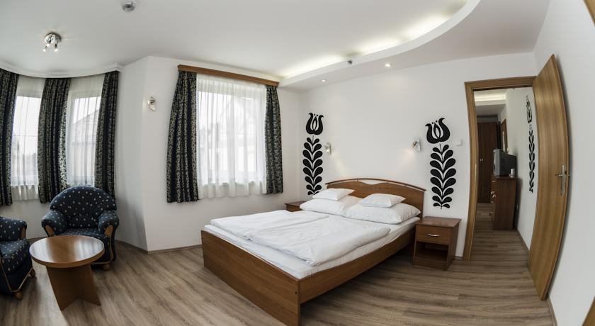 Фото 
Malom Hotel
