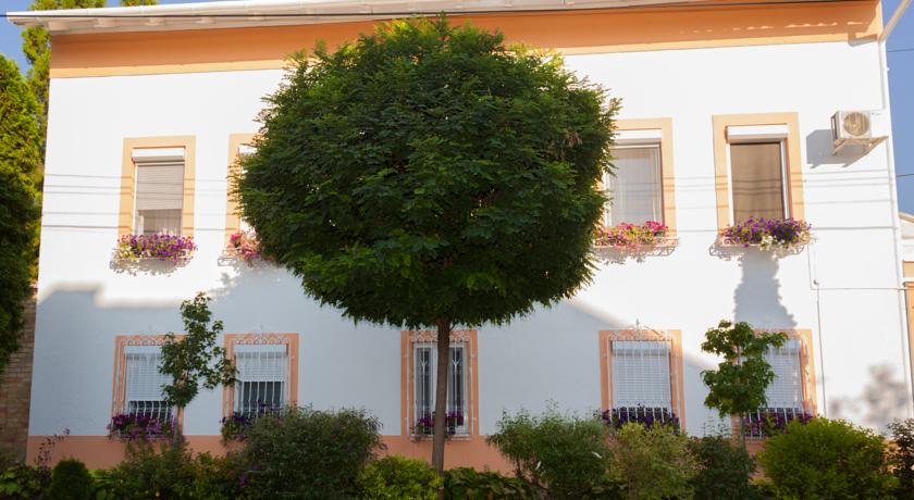 Фото 
Némethy Panzió
