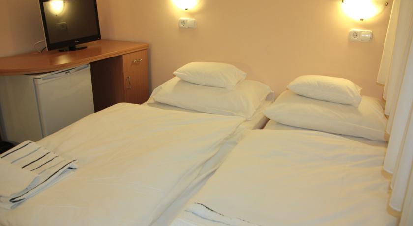 Фото 
Aquaticum Debrecen Termal & Wellness Hotel
