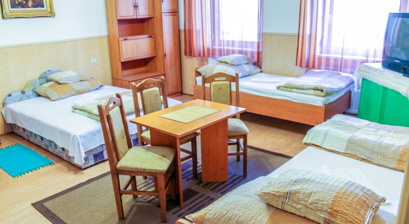 Фото 
Cozy Modern Jászai Apartment
