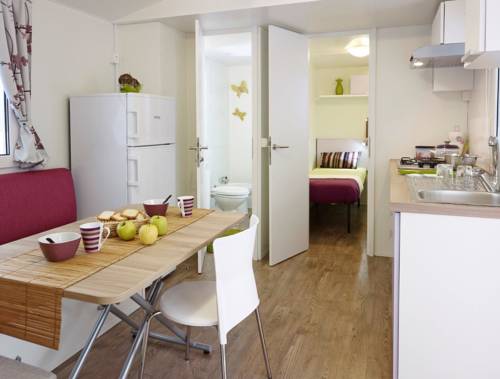 Фото 
Hotel Garzon Plaza
