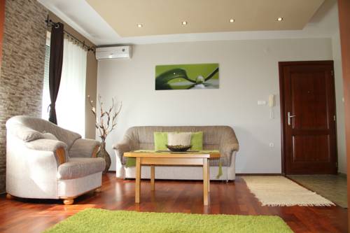 Фото 
Ibis Győr
