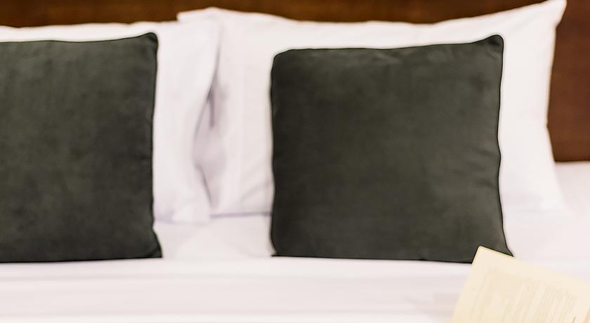 Фото 
Greenleaf Hostel
