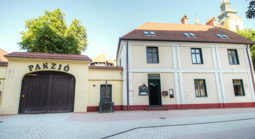 Фото 
Central Apartman Sopron
