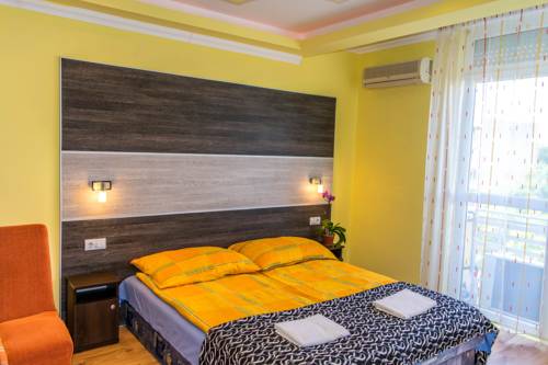 Фото 
Paris Apartman
