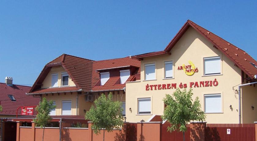 Фото 
Mesés Shiraz Wellness Hotel Superior
