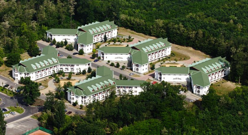 Фото 
Borostyán Vendégház
