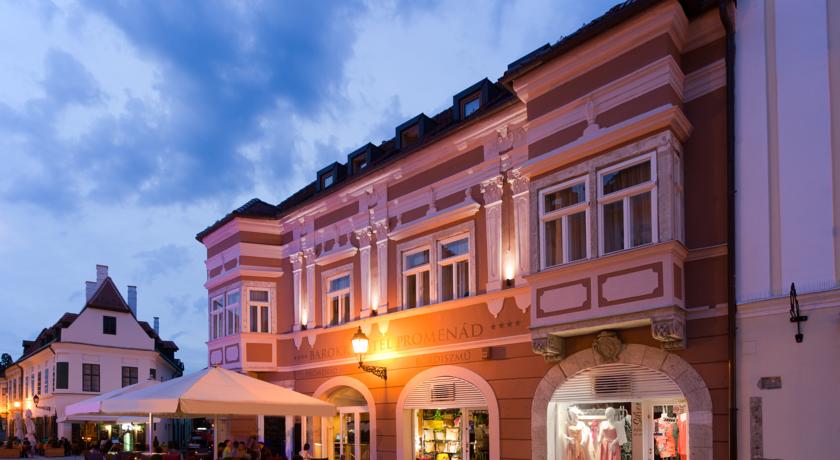 Фото 
Kék Lagúna Apartmanok
