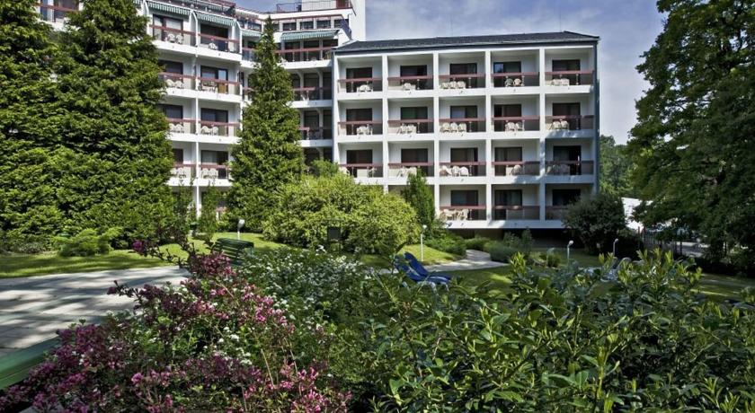 Фото 
Hotel Pagony Wellness
