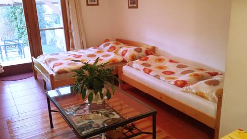 Фото 
Rózsakert Panzió
