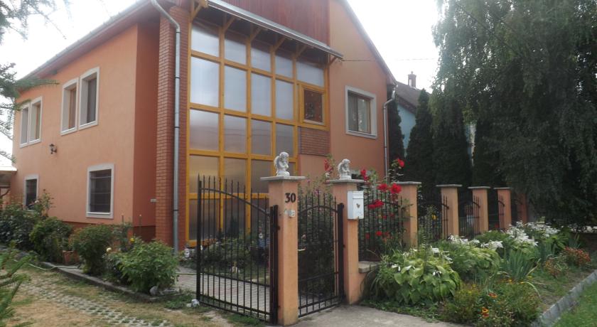 
Hotel Rózsa Csárda
