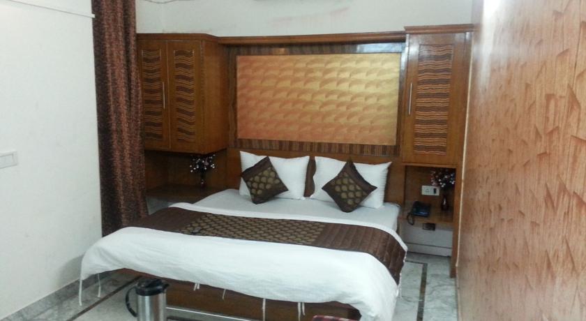 Фото 
Lemon Tree Premier, Ulsoor Lake, Bengaluru
