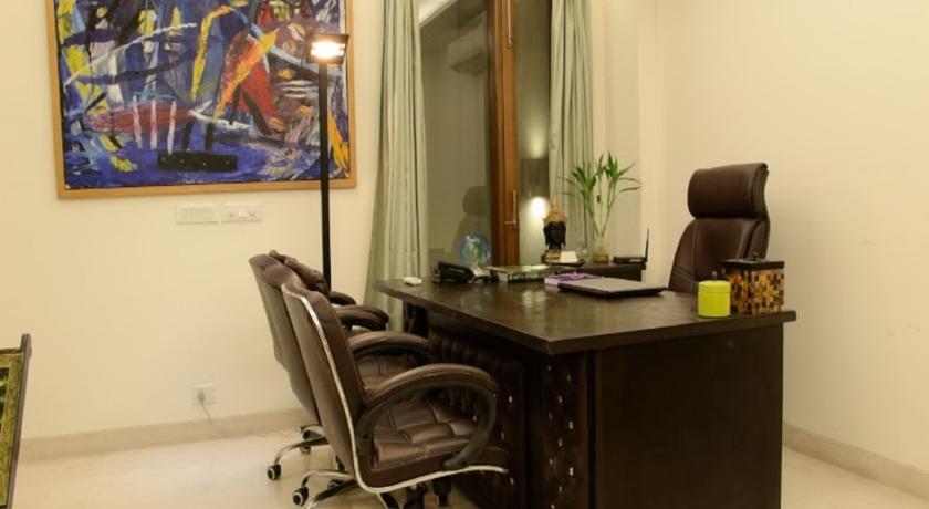 Фото 
Iris - The Business Hotel
