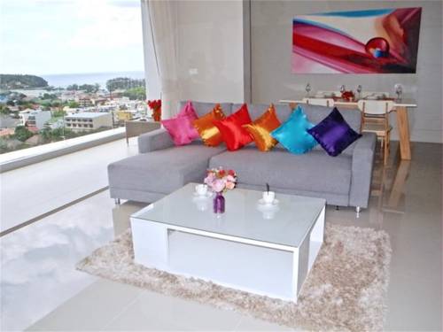 Фото 
The Ark Karon 1 bedroom Apartment Sea View
