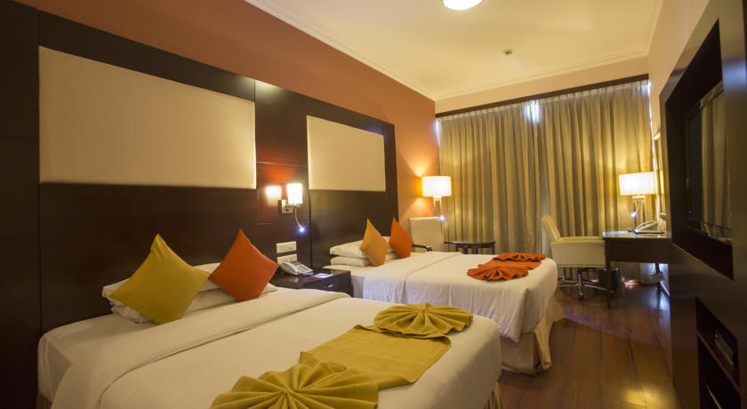 Фото 
Hotel Spacio
