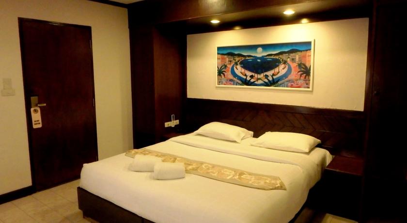 Фото 
Karon Cafe Inn
