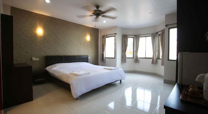 Фото 
Living Room Guesthouse & Cafe Bar
