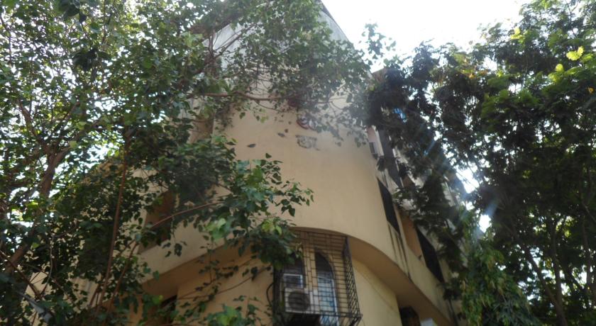 Фото 
A V Residency
