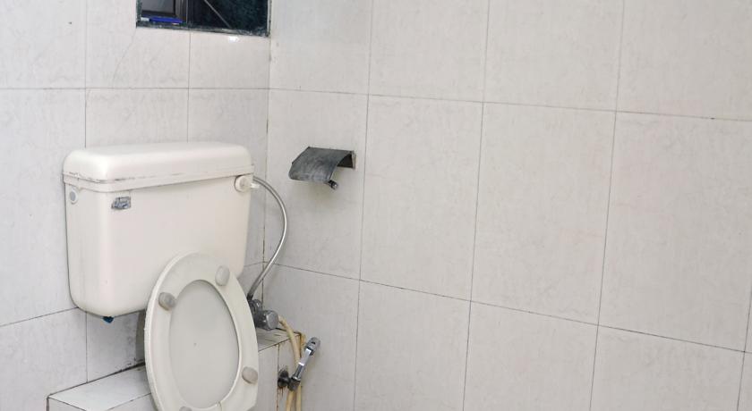 Фото 
The West Face
